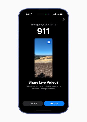 Díky funkci Emergency SOS Live Video v iOS 18 mohou nouzoví dispečeři požádat uživatele, aby během tísňového hovoru sdílel živé video nebo fotografie, což usnadňuje poskytnutí pomoci.