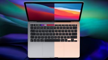 Porovnání MacBook Air a MacBook Pro – pohled shora na otevřené notebooky s rozděleným designem klávesnic.