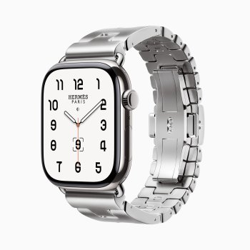 Grand H je prvním kovovým páskem Hermès pro Apple Watch, vyrobeným z propletených článků z nerezové oceli s matným saténovým povrchem. Pásek obsahuje dva články ve tvaru H a má odnímatelné články, které umožňují přizpůsobit velikost podle potřeby. Kl