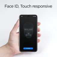 Ochranné sklo Spigen GLAS.tR SLIM HD Full Cover na displej iPhone 11/XR