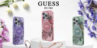 GUESS Flowers Pearl Strap MagSafe iPhone 16 Plus