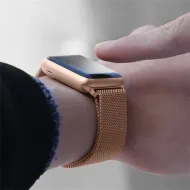 Řemínek MILANESE LOOP pro Apple Watch Series 10 (42mm)