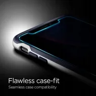 Privátní ochranné sklo Spigen GLAS.tR Align Master Privacy na iPhone 11/XR